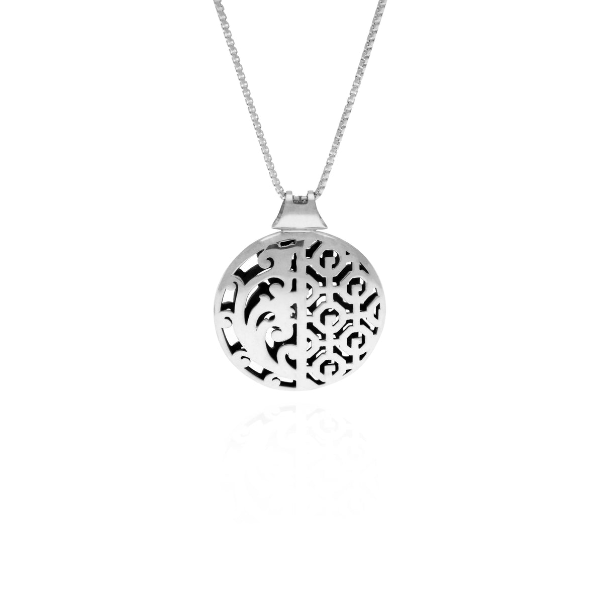 Bhineka Collection Hollow Round 925 Silver Pendant