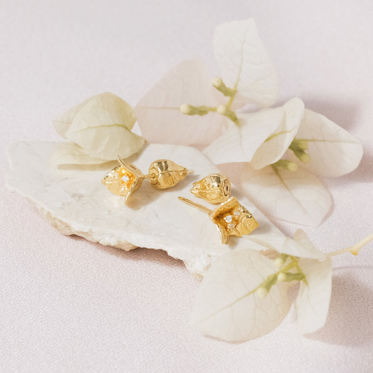 Anting Stud Mini Perak 925 Koleksi Bougenville