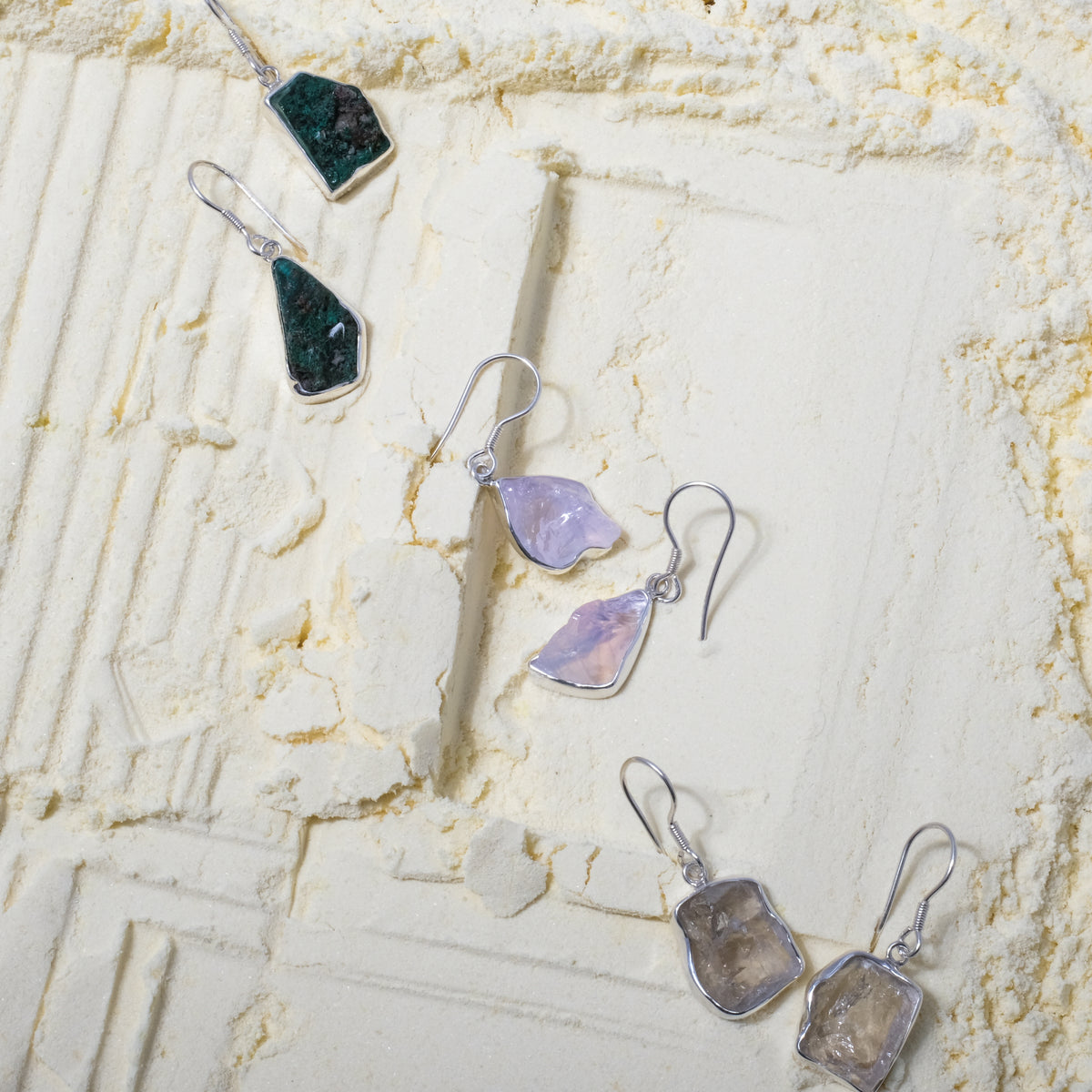 Anting Dangle Silver 925 Wanita Koleksi Pristine
