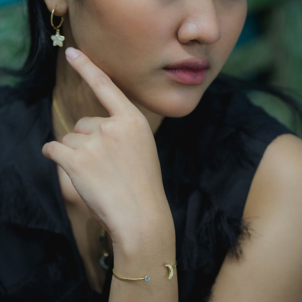 Anting Hoop Perak Koleksi Selene Sterling Silver 925 Gold Plated