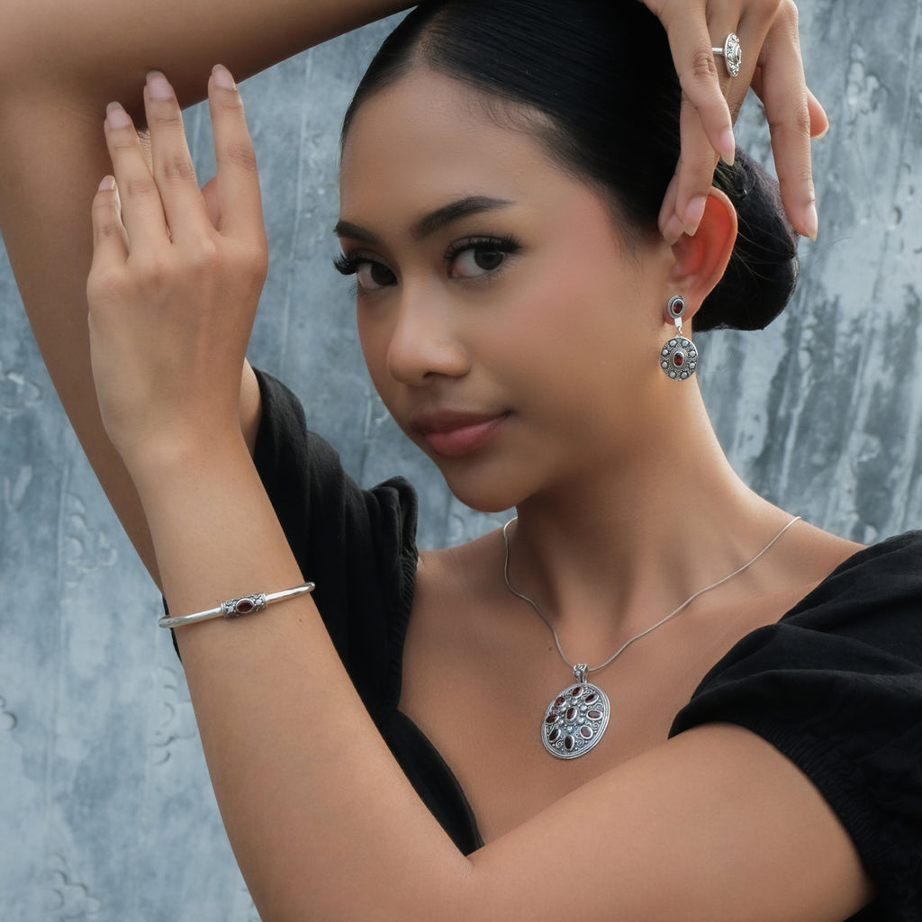 Anting Stud Perak 925 Koleksi Renggana