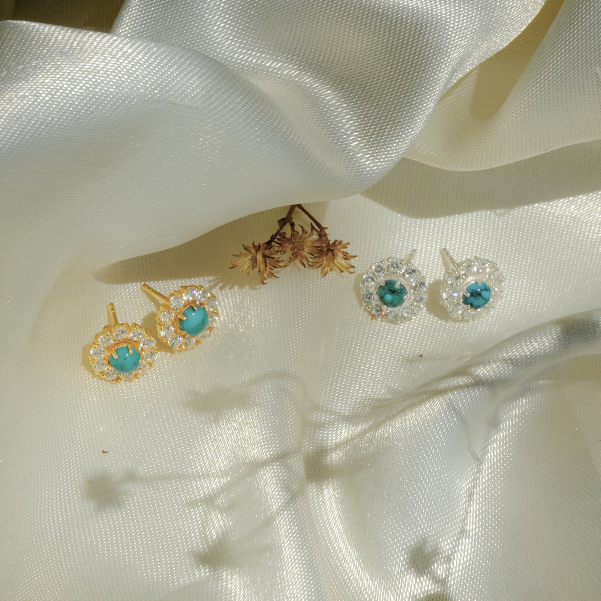 Anting Stud Flower 2 in 1 Perak 925 Koleksi Azzura