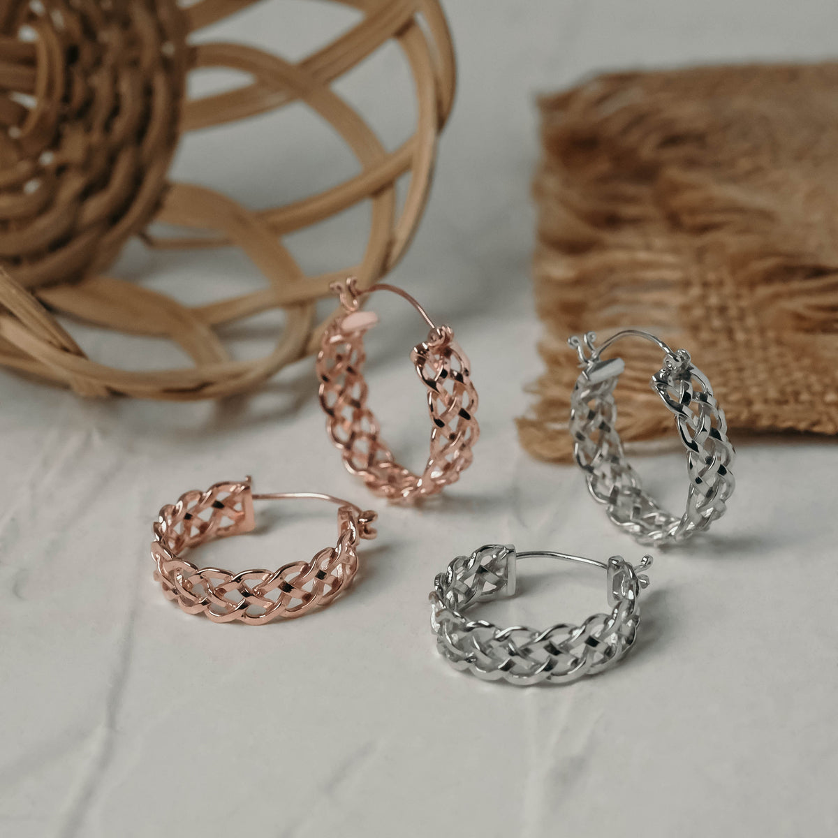 Anting Perak 925 Koleksi Woven Rose Gold Plated