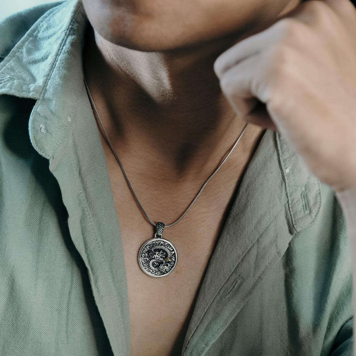 Pendant Perak Bulat Koleksi Dragon Sterling Silver