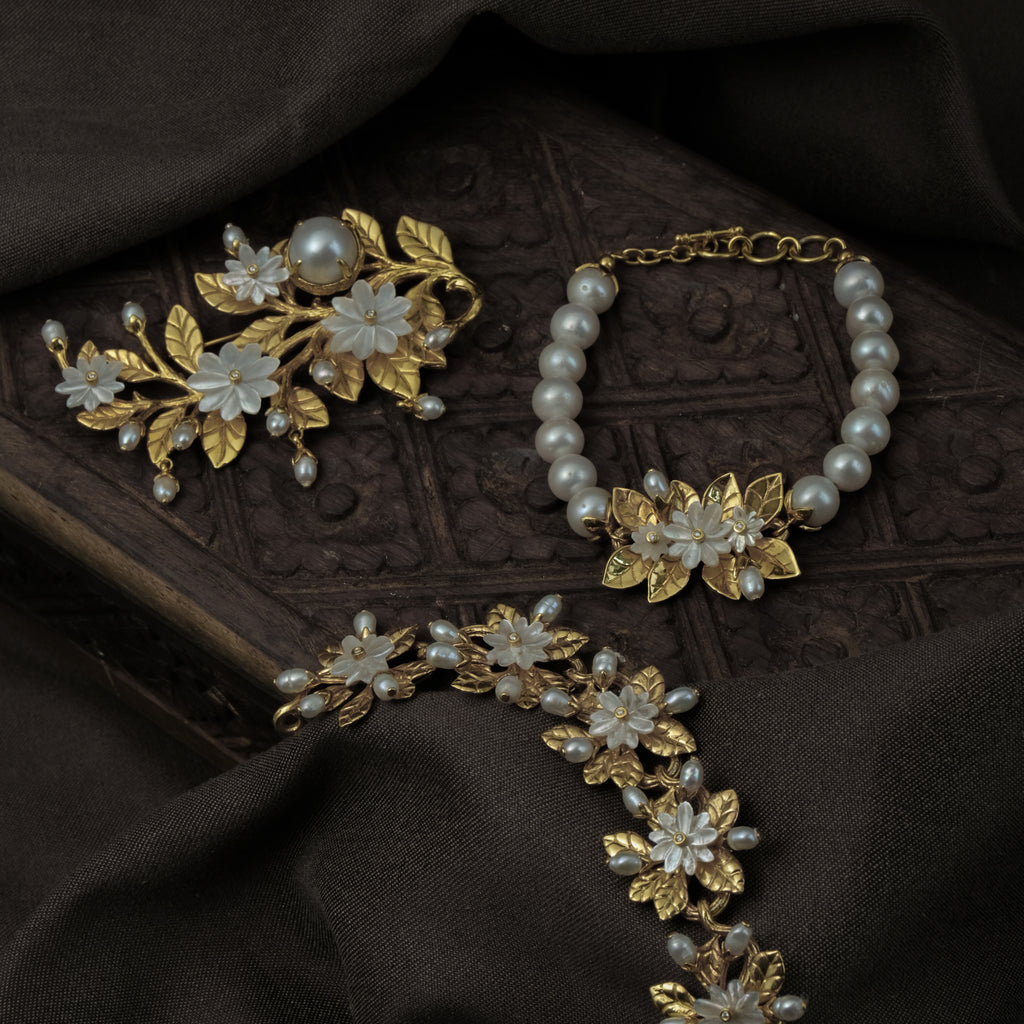 Bross Kecil Sedang Perak Koleksi Mutiara Melati Sterling Silver 925 Gold Plated