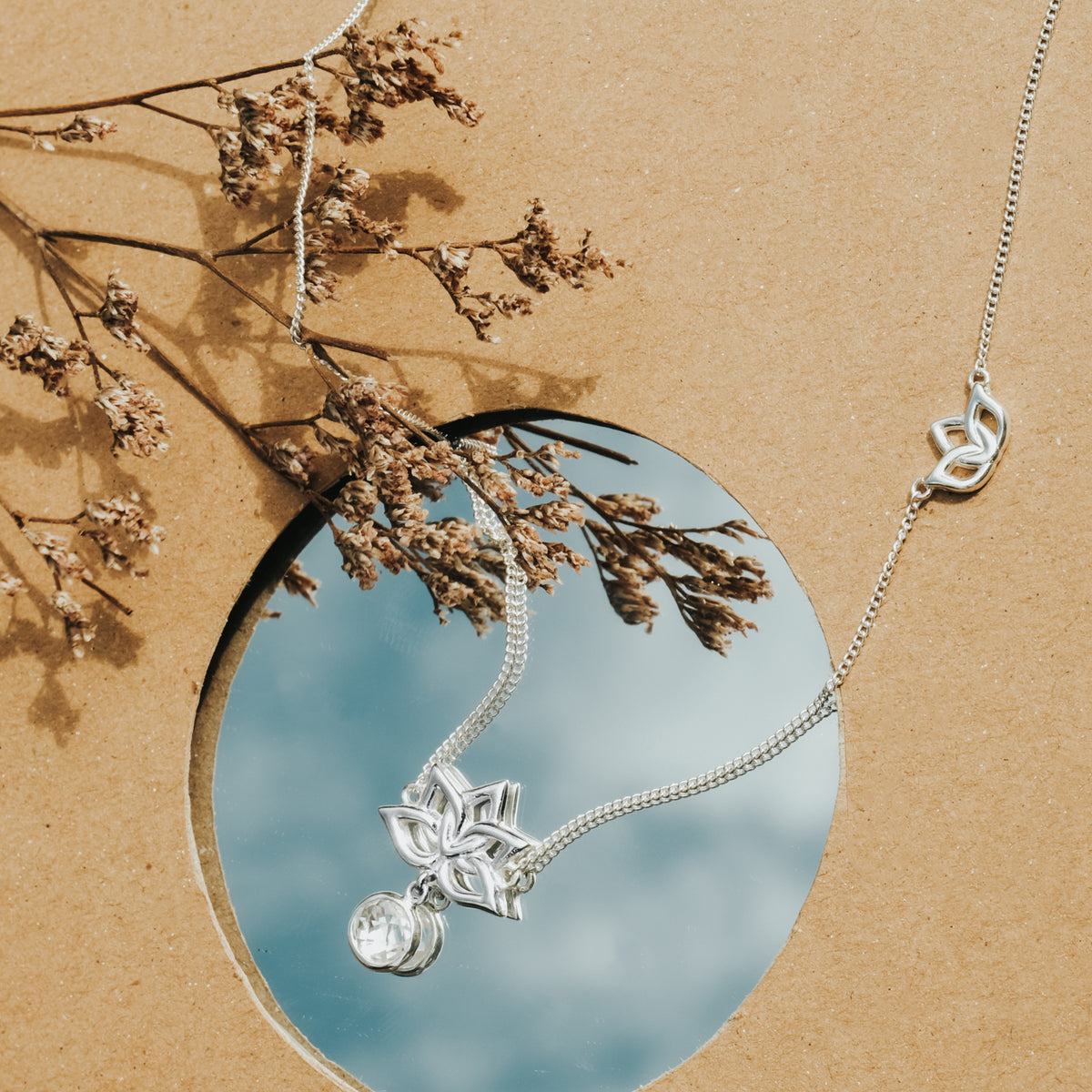 Kalung Perak 925 Koleksi Water Lily Sterling Silver