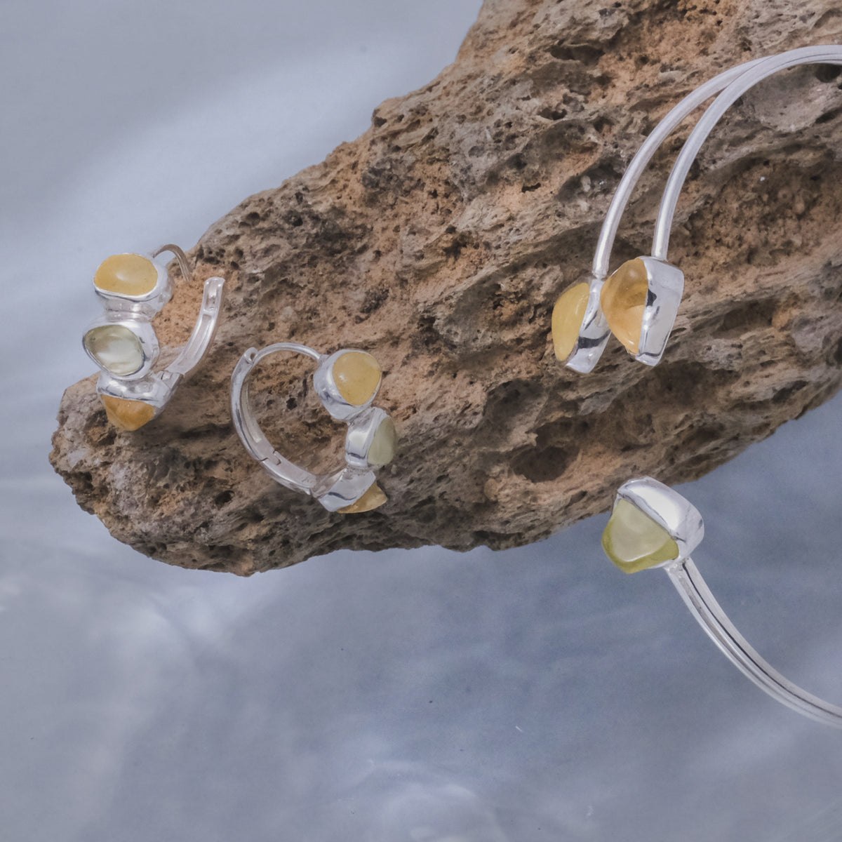 Anting Hugie Koleksi Pristine Chakra Perak 925