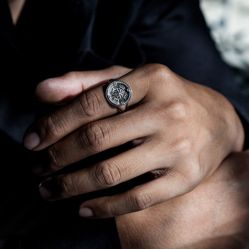 Kompas Sterling Silver 925 Round Signet Ring