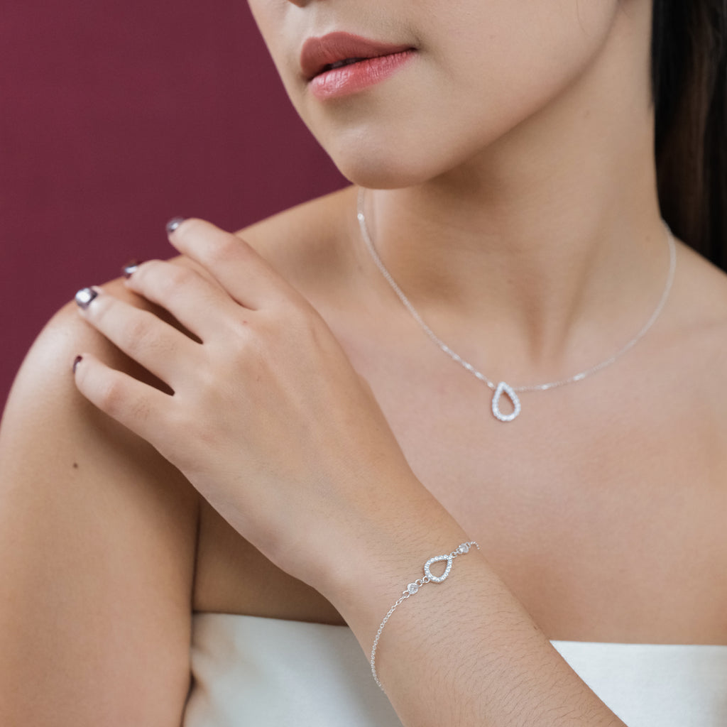925 Sterling Silver Pears Collection Bracelet