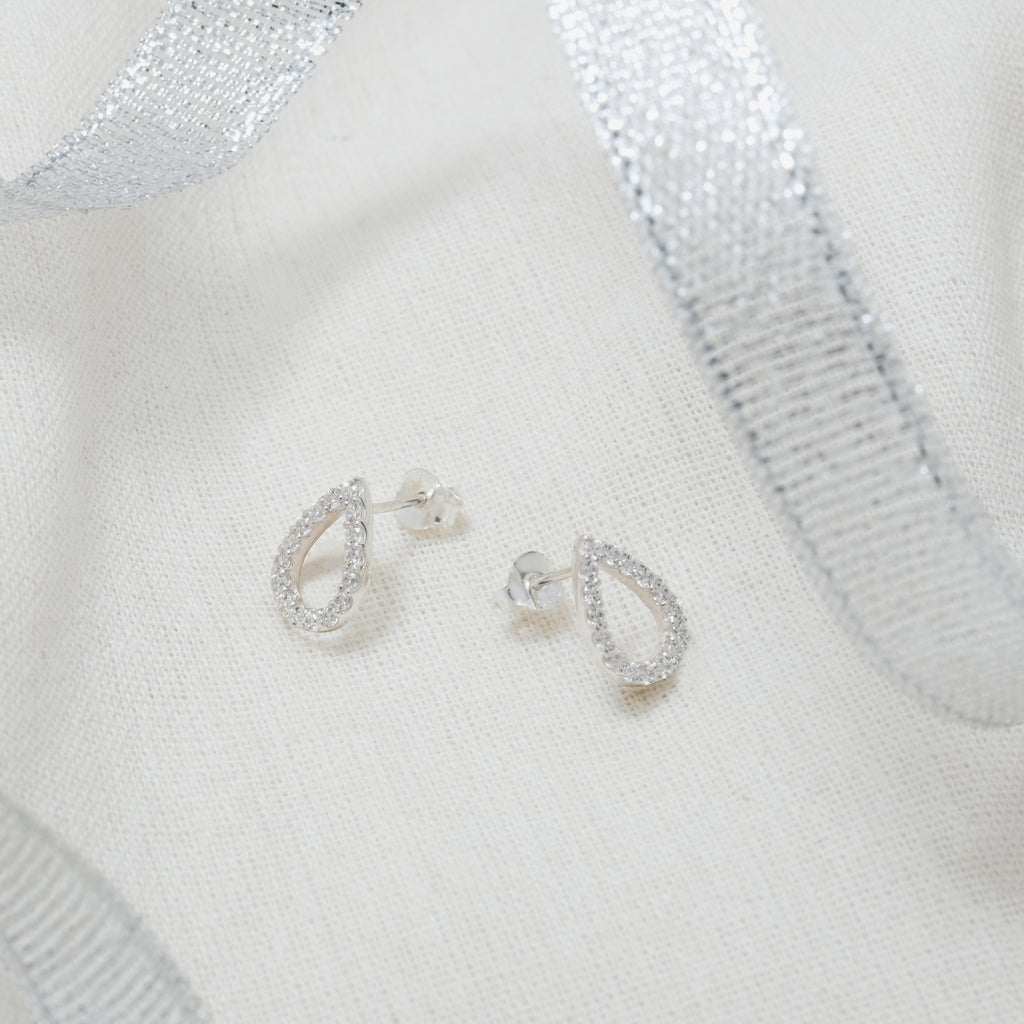 Anting Stud Koleksi Pears Sterling Silver 925