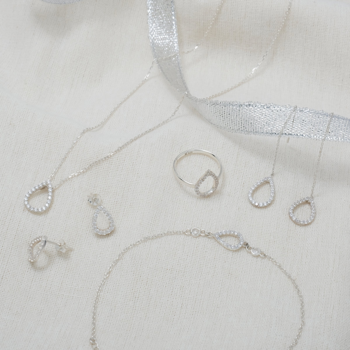 Kalung Koleksi Pears Sterling Silver 925