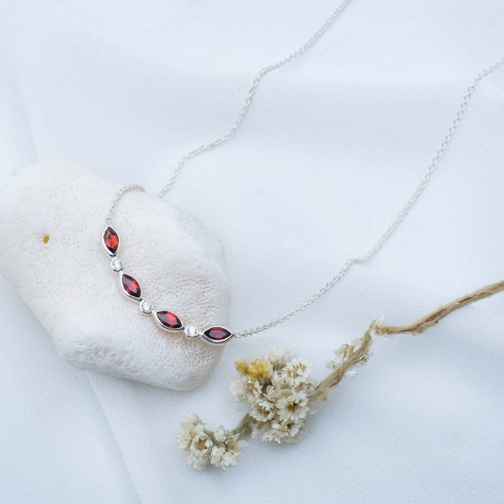 Kalung Perak 925 Koleksi Enchanted