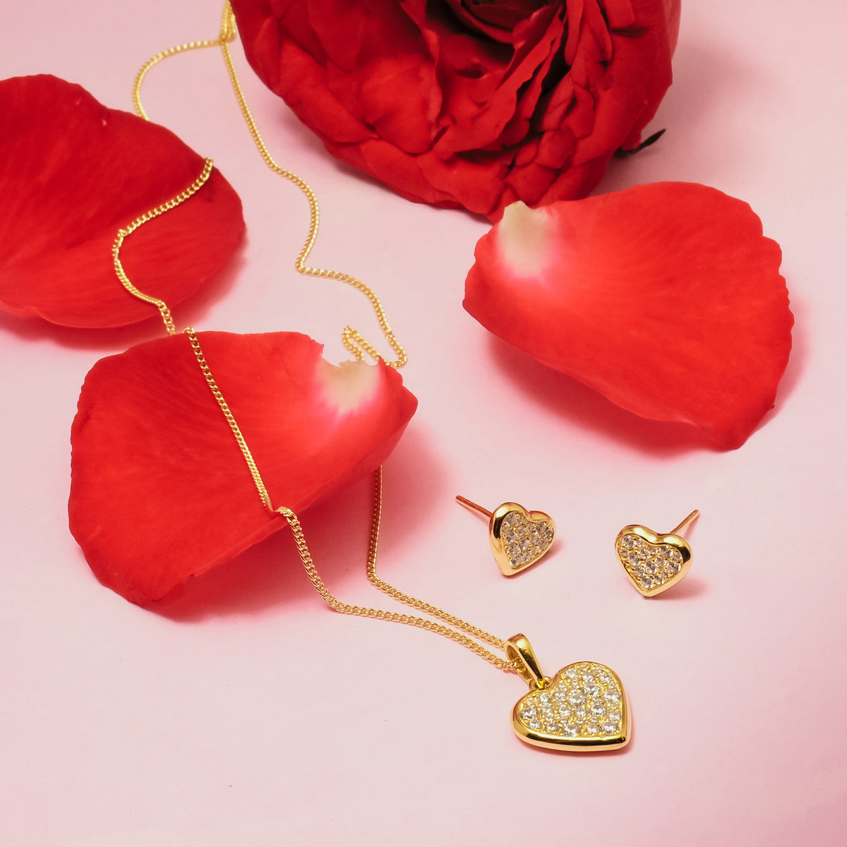 Anting Stud Gold Plated Koleksi Dainty Heart Sterling Silver 925