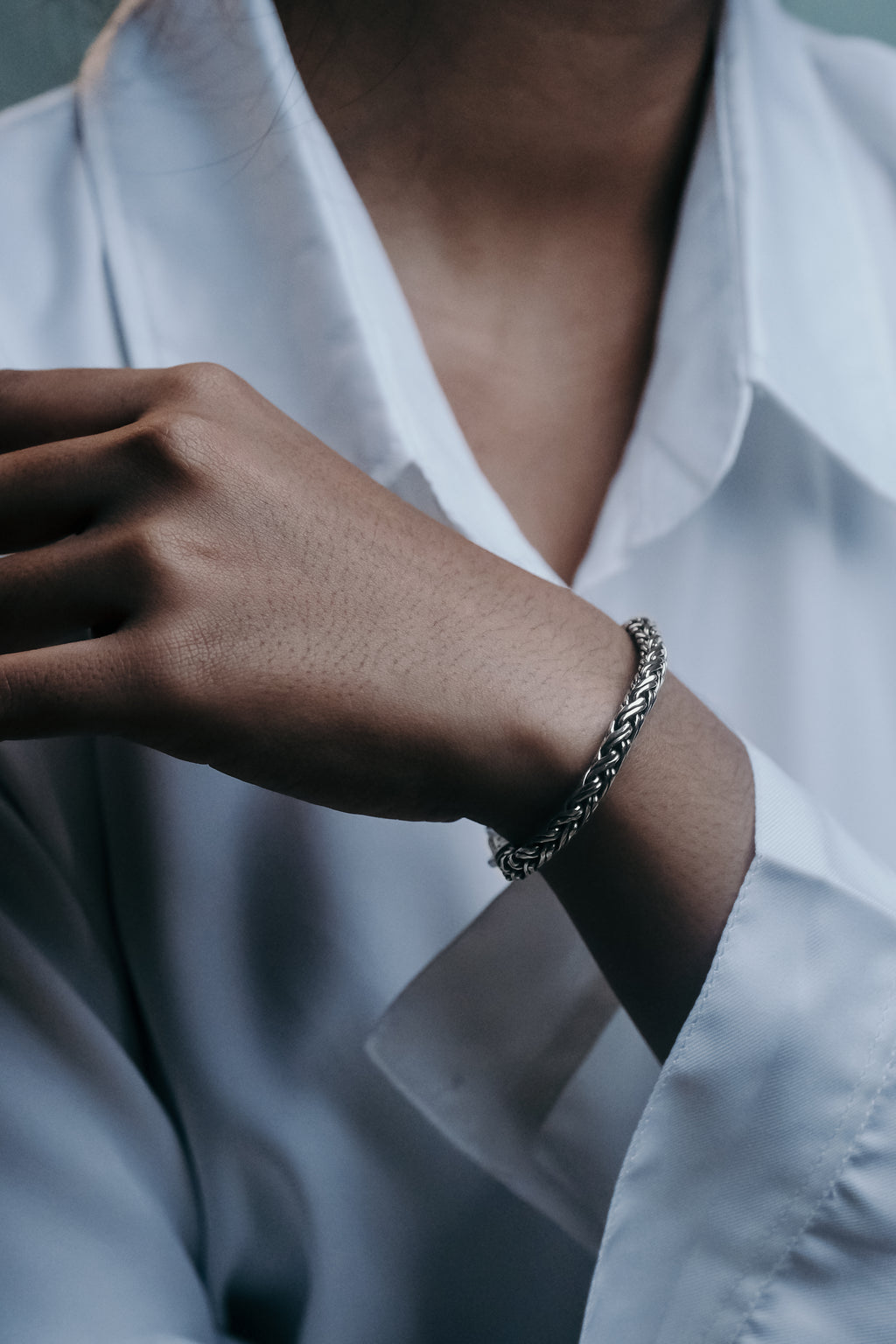 Gelang Anyaman Perak 925 Pria Sunaka Jewelry Koleksi Sutramala Kresna