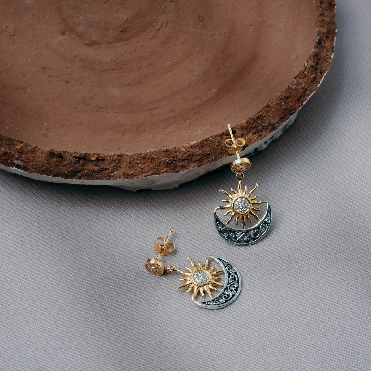 Anting Stud Koleksi Matahari Sterling Silver 925