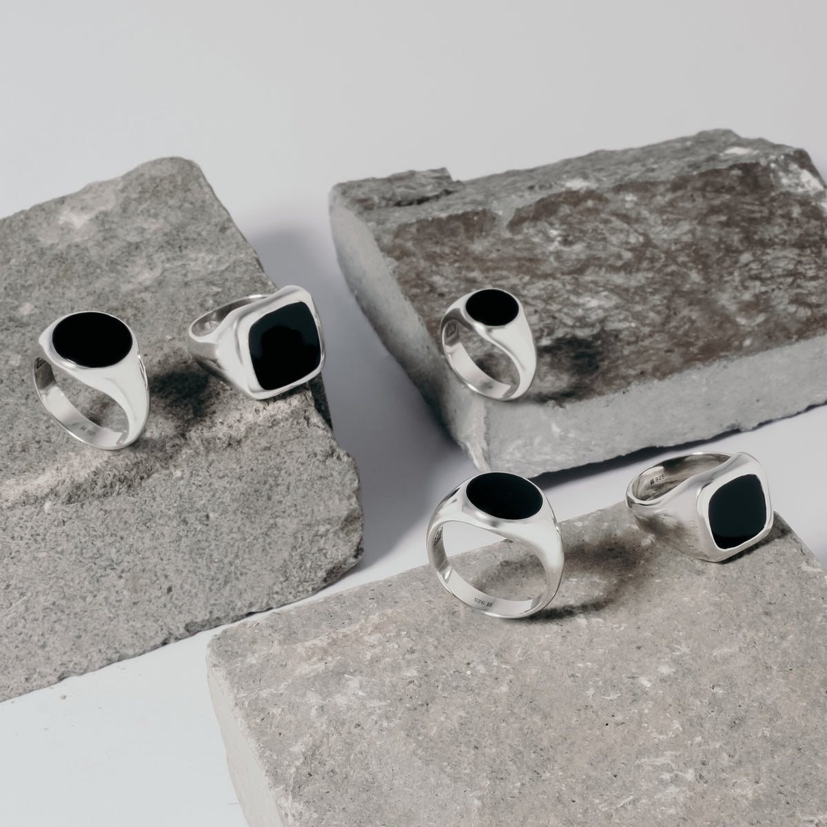 Cincin Square Medium Perak 925 Koleksi Noir