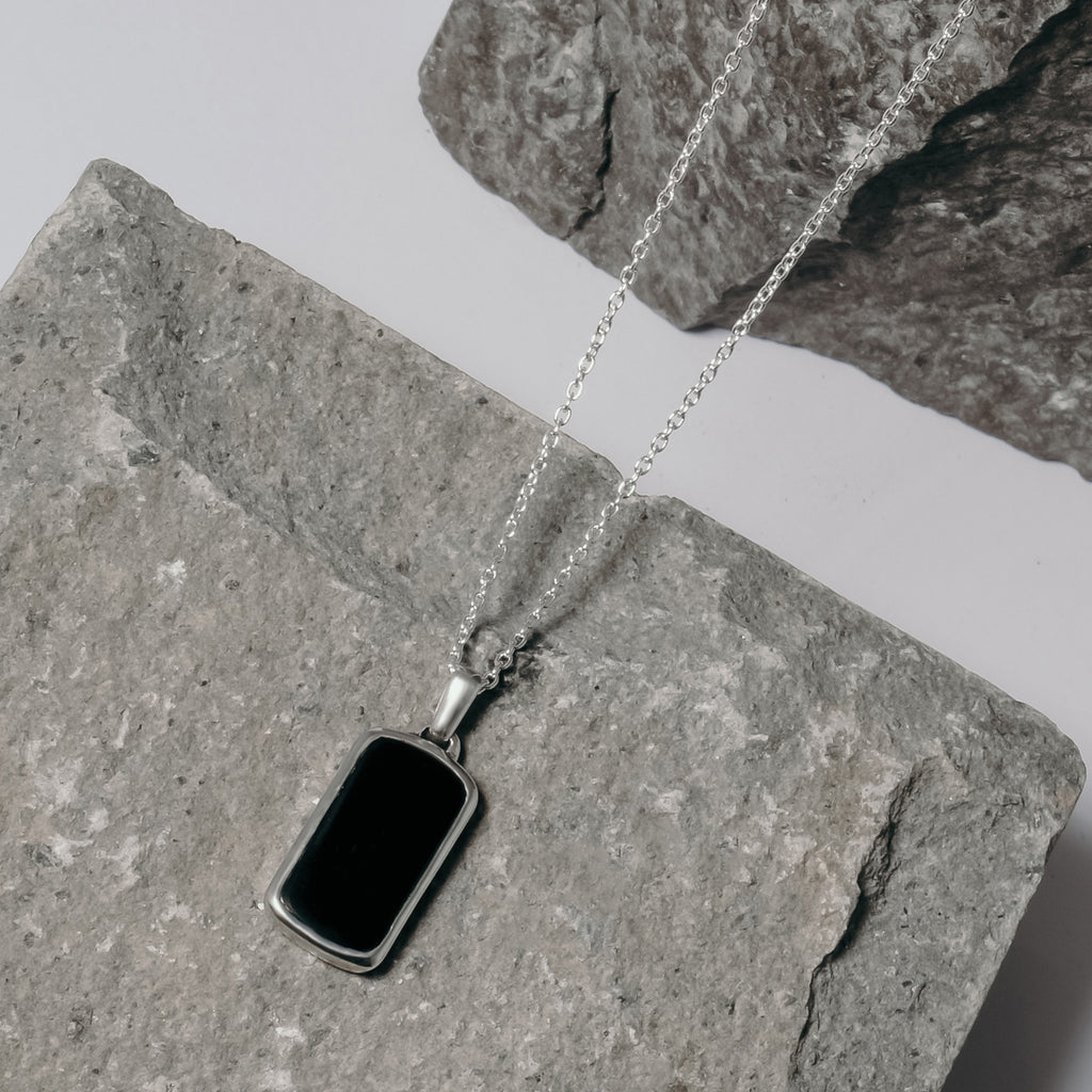 Liontin Kalung Pria Perak 925 Kotak Kecil Koleksi Noir Sunaka Jewelry (Tanpa Rantai)