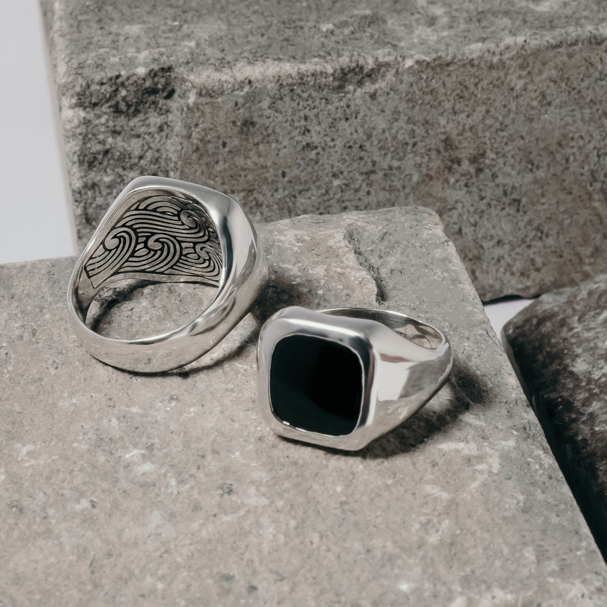 Cincin Square Medium Perak 925 Koleksi Noir