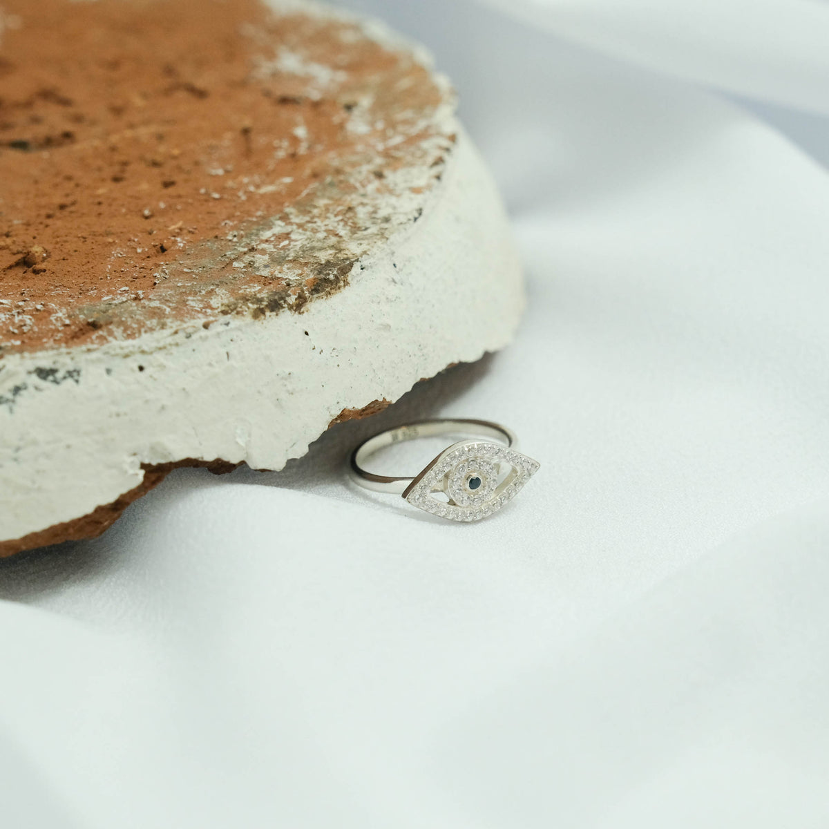 Cincin Cocktail Perak Koleksi Evil Eye Sterling Silver 925