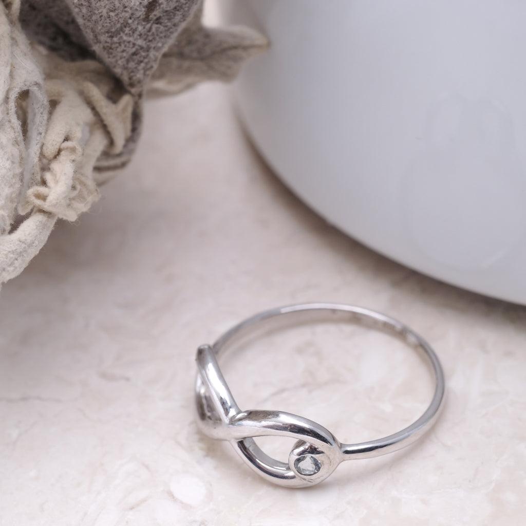 Cincin Koleksi Infinity Sterling Silver 925