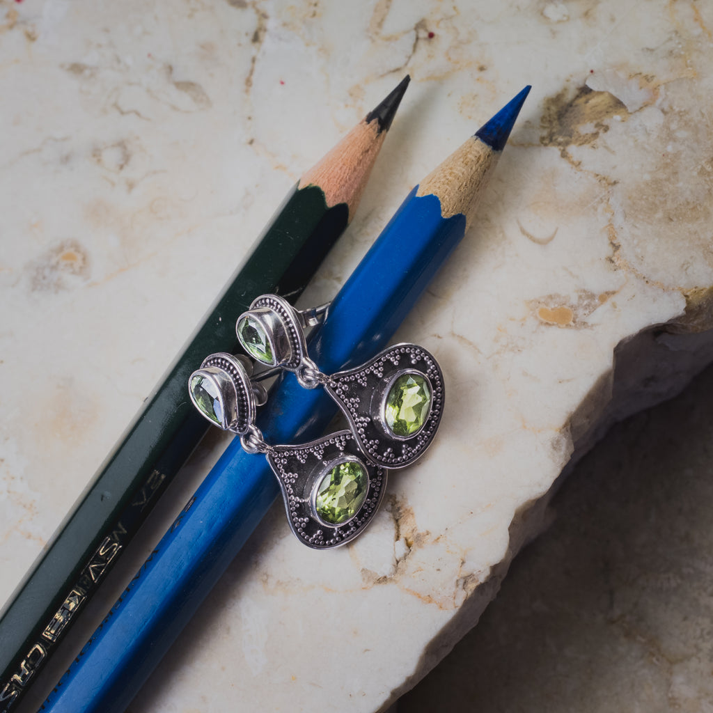 Stud Earrings With Gemstone in 925 Silver Jawan Gunung Collections/E.389