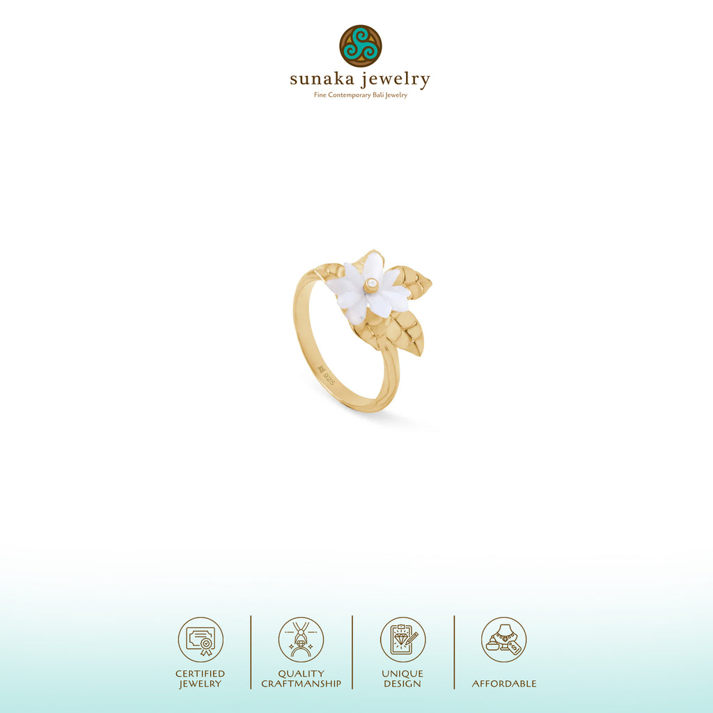 925 Sterling Silver Gold Plated Melati Pearl Collection Cocktail Ring