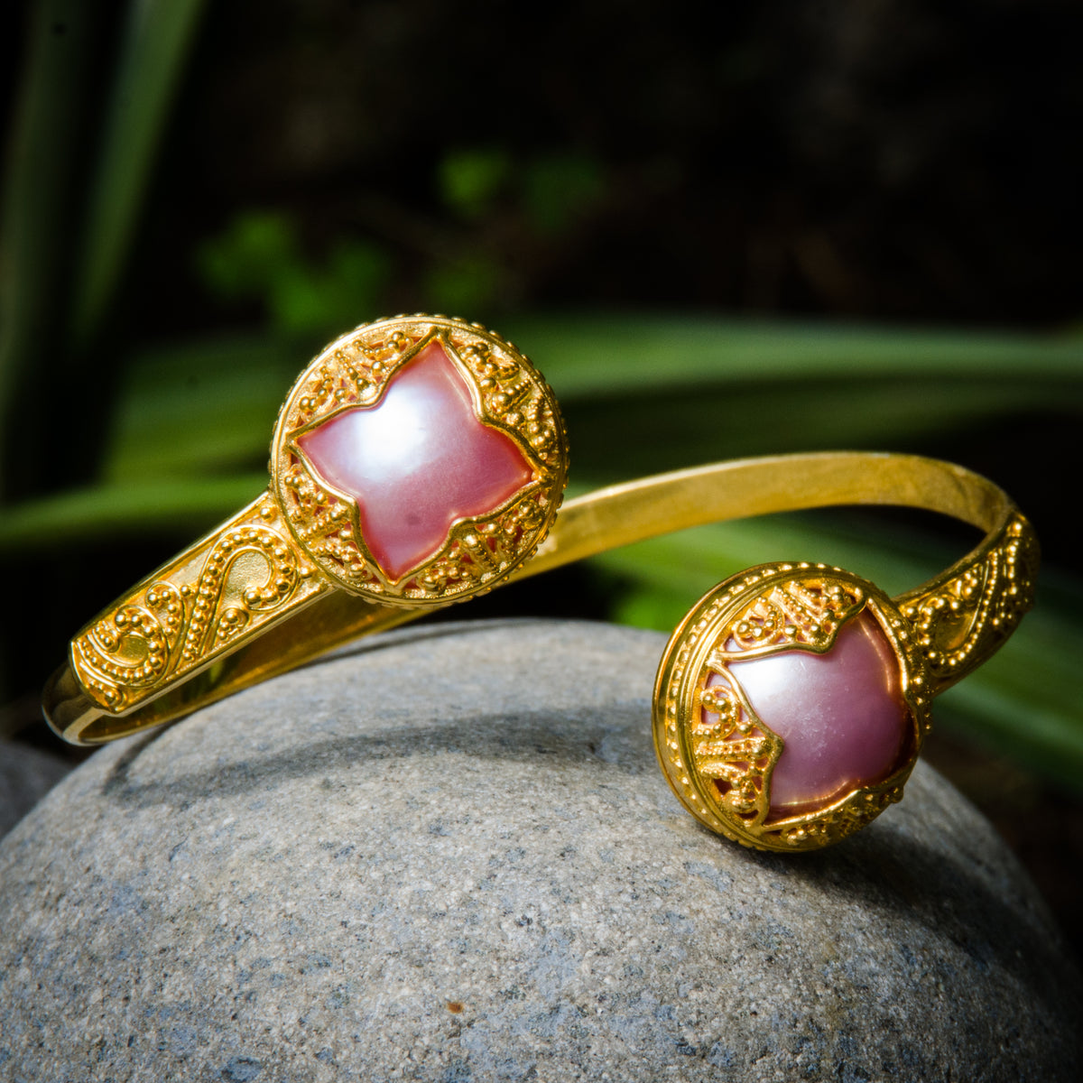 Gelang Cuff Perak 925 Koleksi Padma Acala