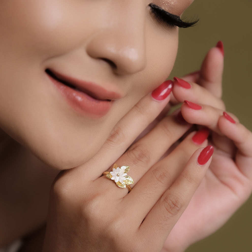 925 Sterling Silver Gold Plated Melati Pearl Collection Cocktail Ring