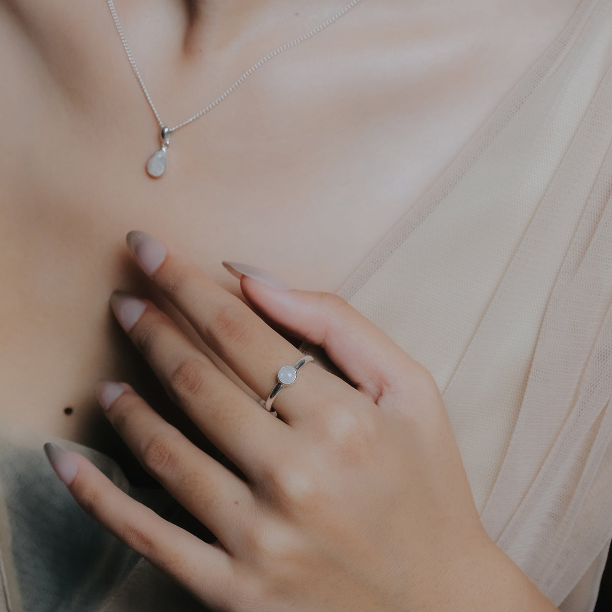 Pendant Kalung Teardrop Koleksi Serenity Perak 925