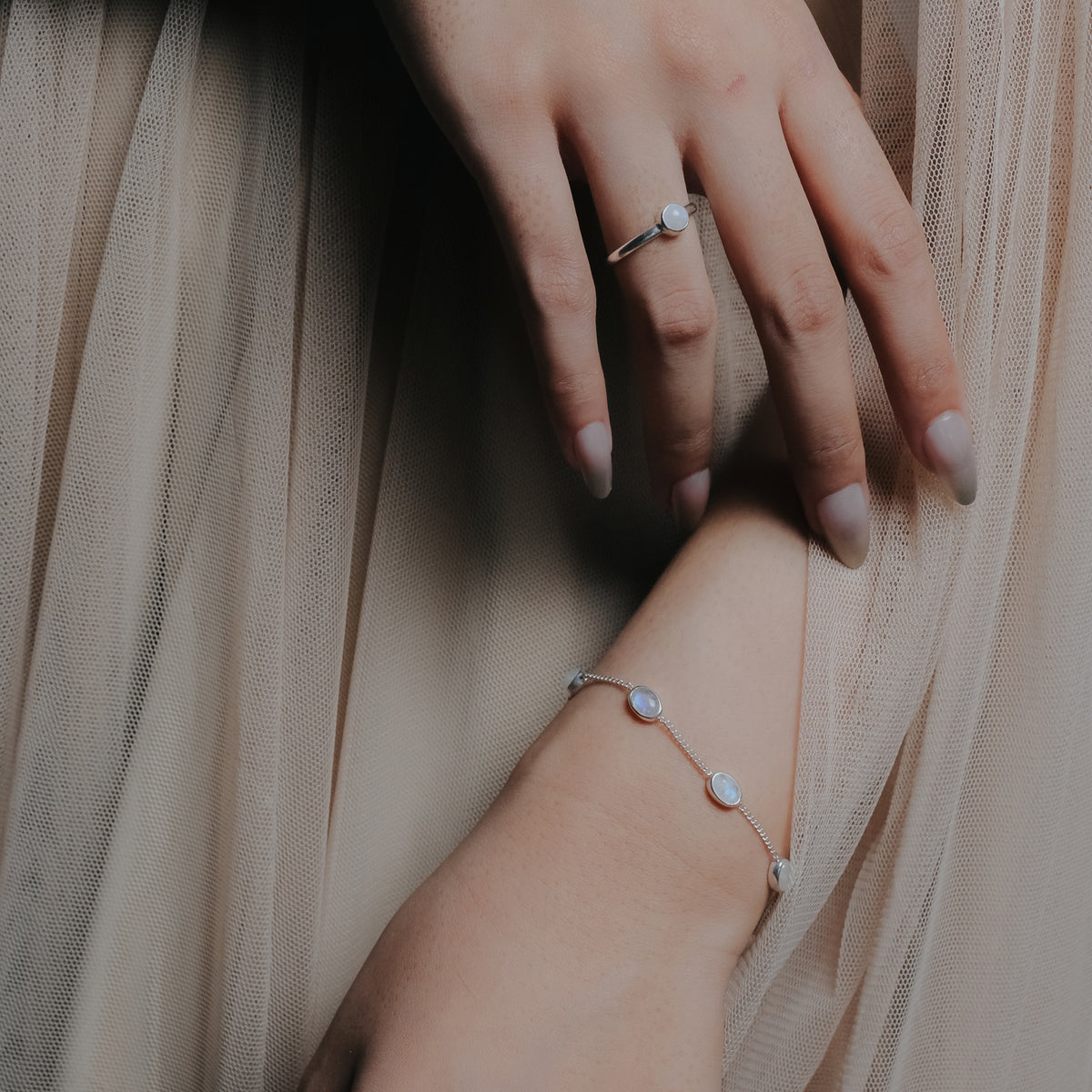 Gelang Round Koleksi Serenity Perak 925