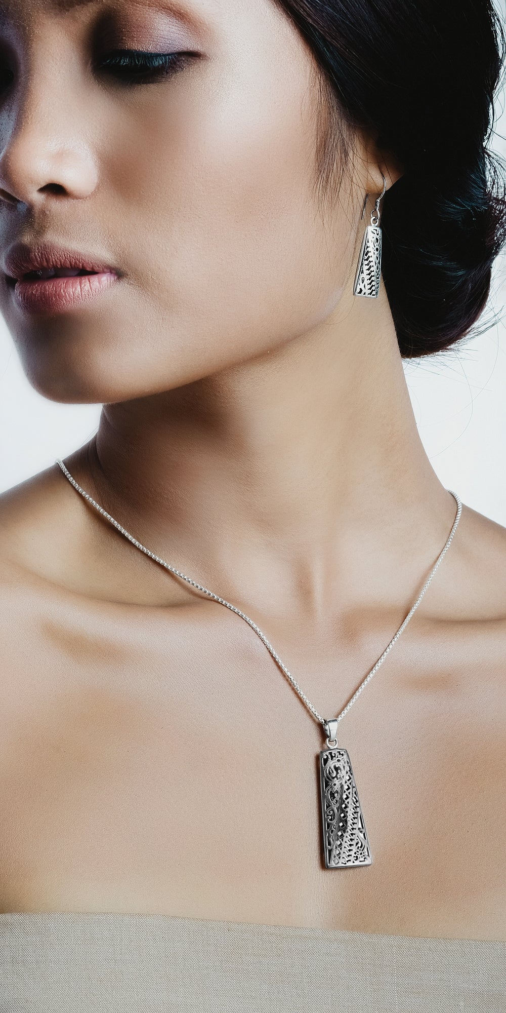 Pendant Slim Silver 925 Koleksi Bhineka