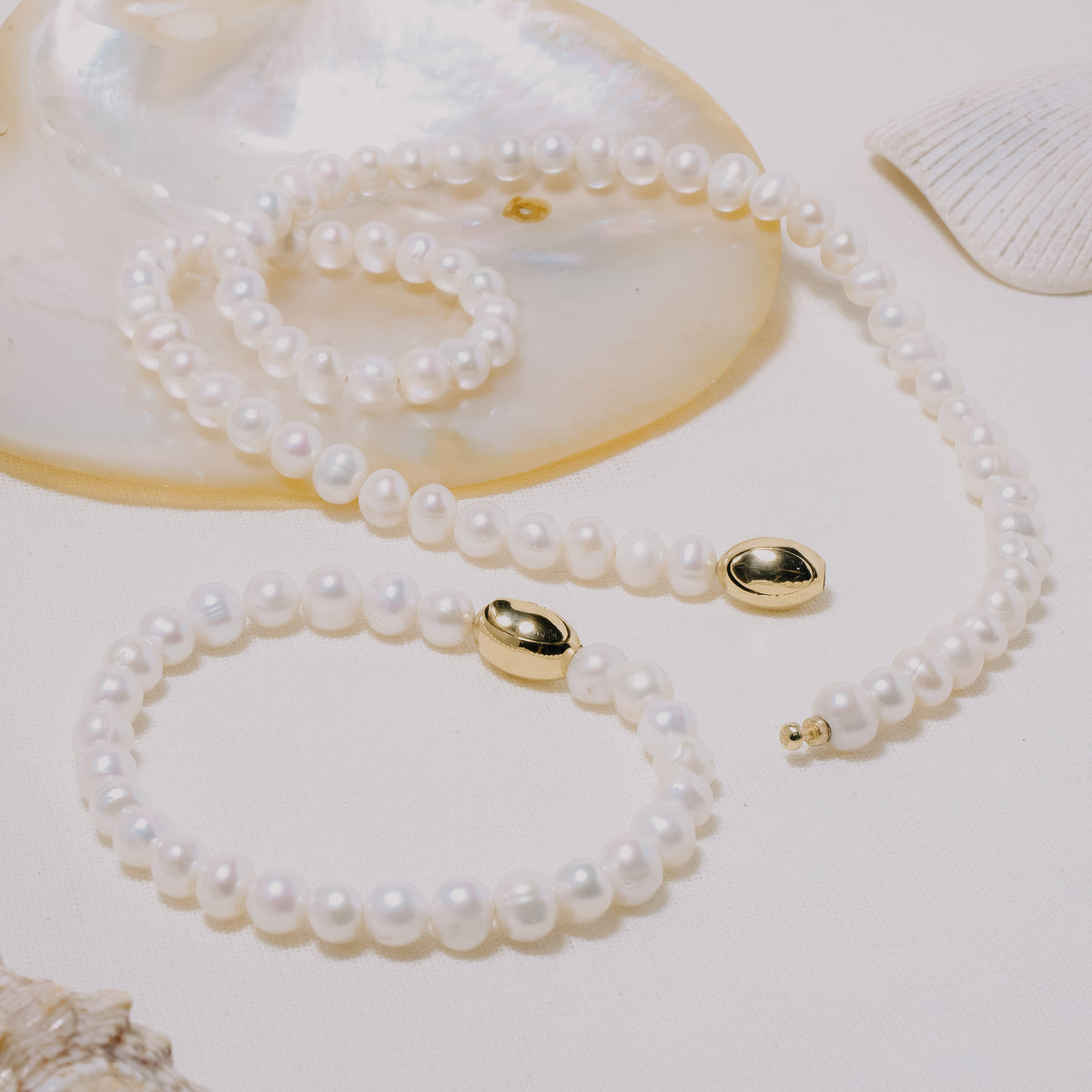 Kalung Classic Gold Plated Koleksi Lumine Pearl Sterling Silver 925