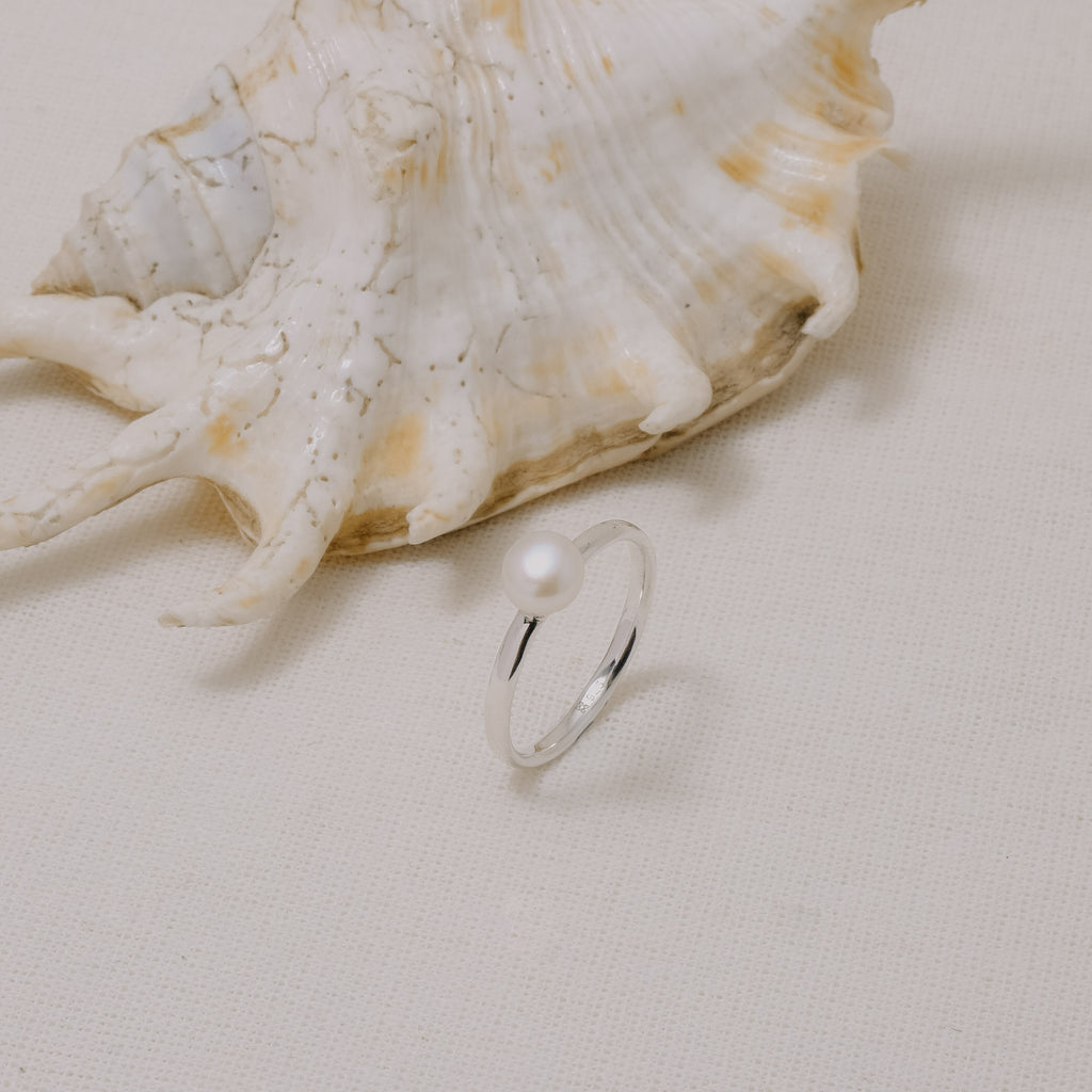 Cincin Round Koleksi Lumine Pearl Sterling Silver 925