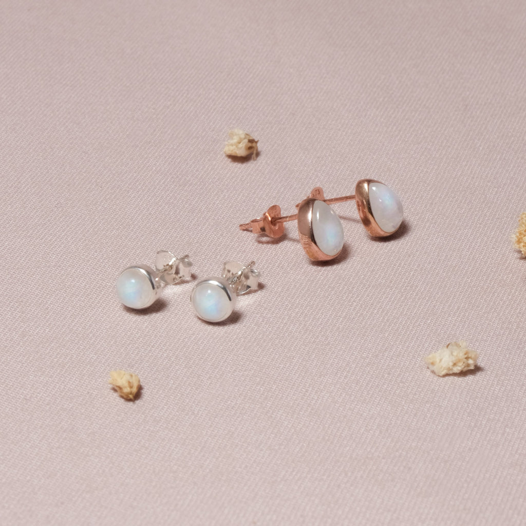 Anting Stud Teardrop Koleksi Serenity Perak 925