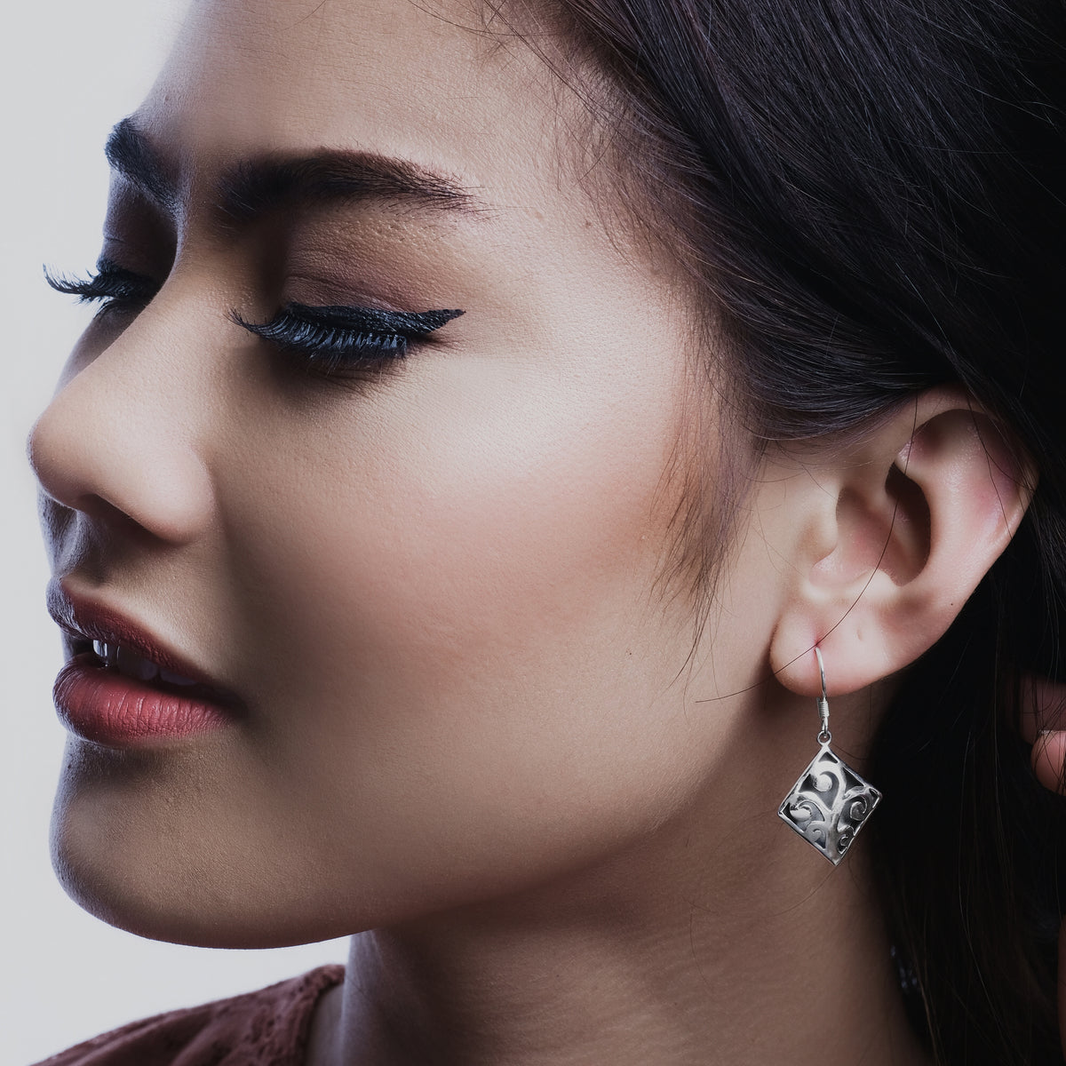 925 Sterling Silver Sawtooth Collection Plain Dangling Earrings