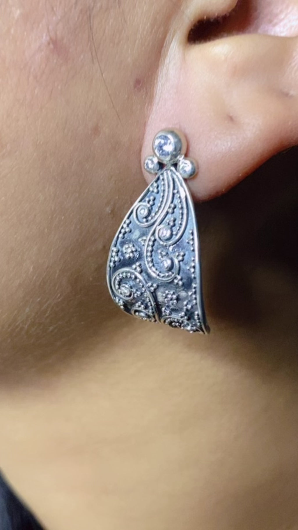 Jejawanan Collection 925 Sterling Silver Stud Earrings