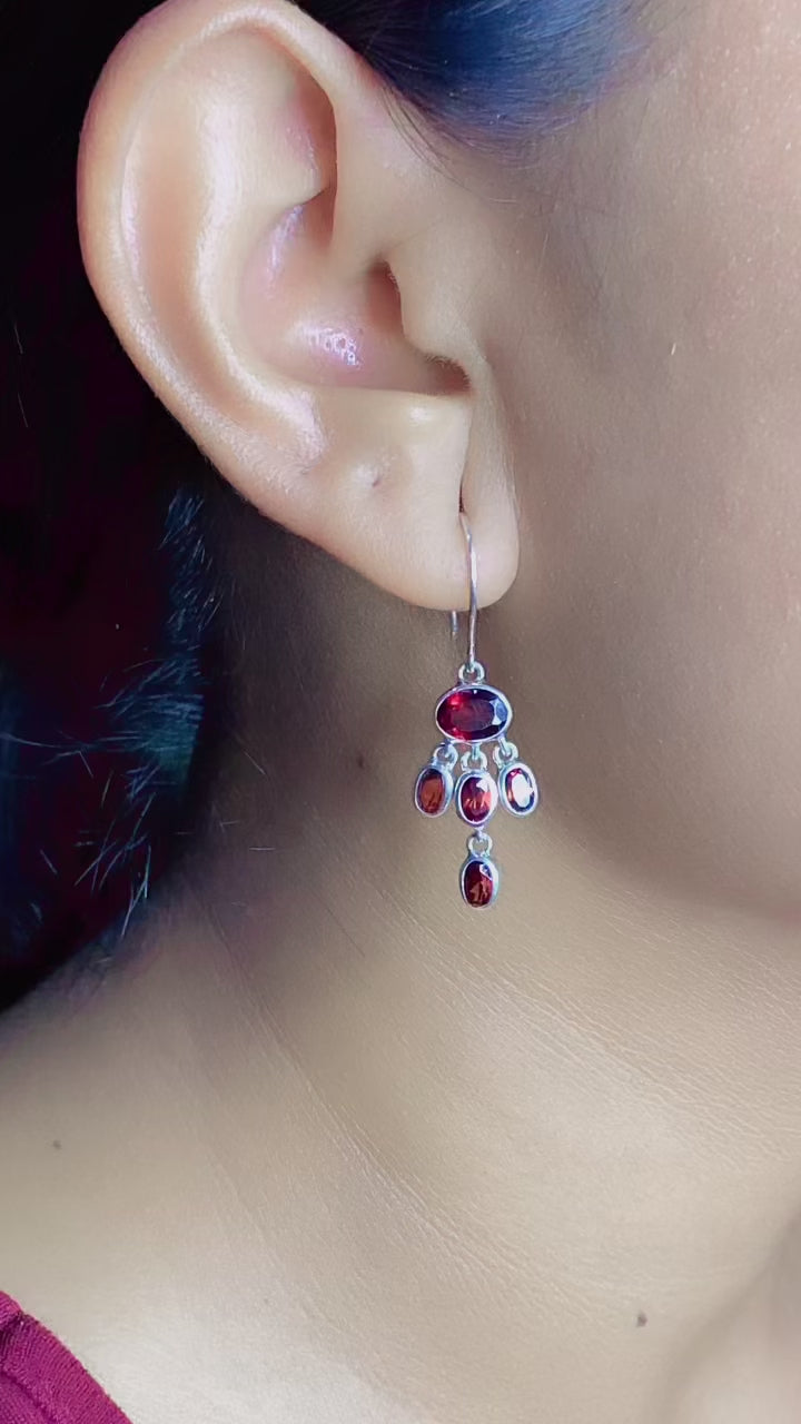 Anting Dangling Chandelier Long 2 Perak 925 Koleksi Alleania