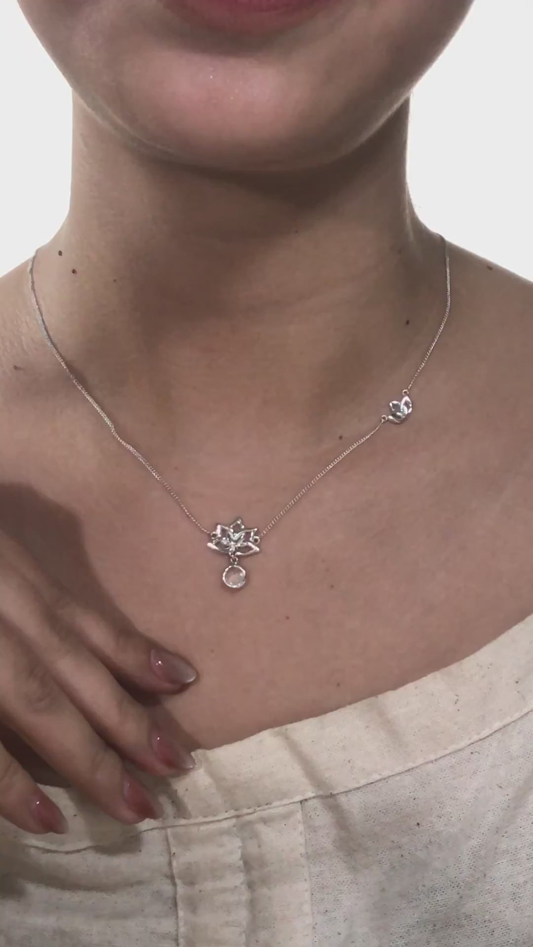 Kalung Perak 925 Koleksi Water Lily Sterling Silver