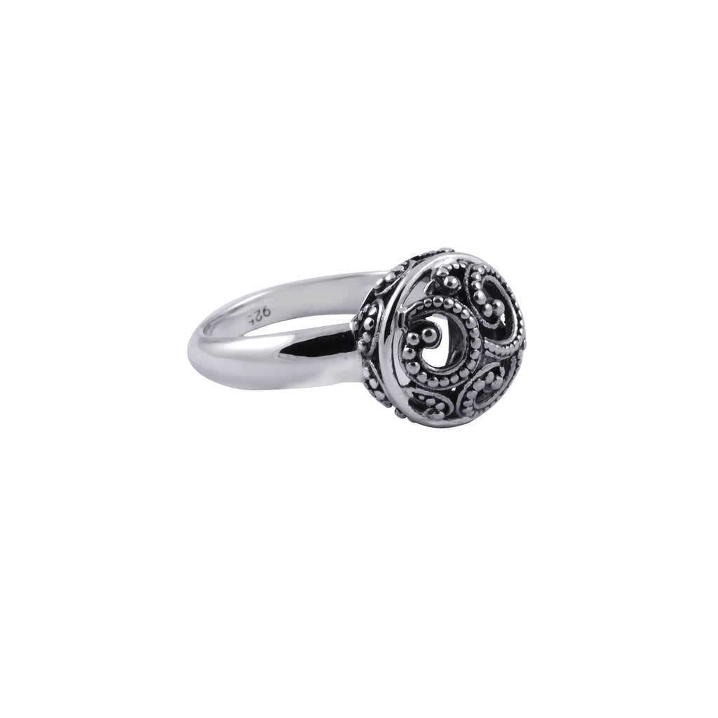 Small Sterling Silver 925 Sea Wave Cocktail Ring