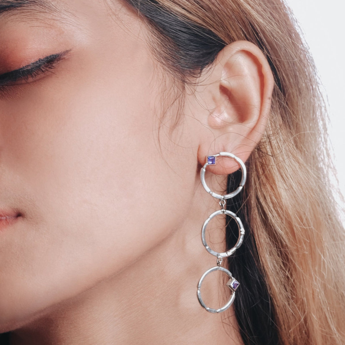 Anting Long Drop Perak 925 Koleksi Aeon Permata Iolite
