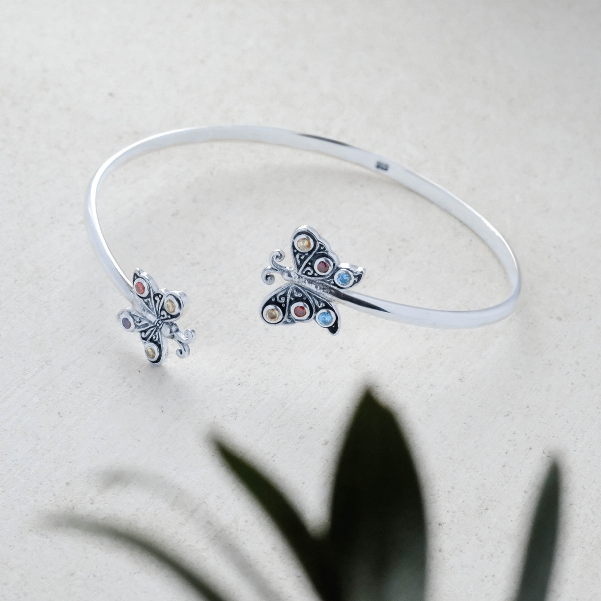 Gelang Cuff Koleksi Kupu Kupu Sterling Silver 925