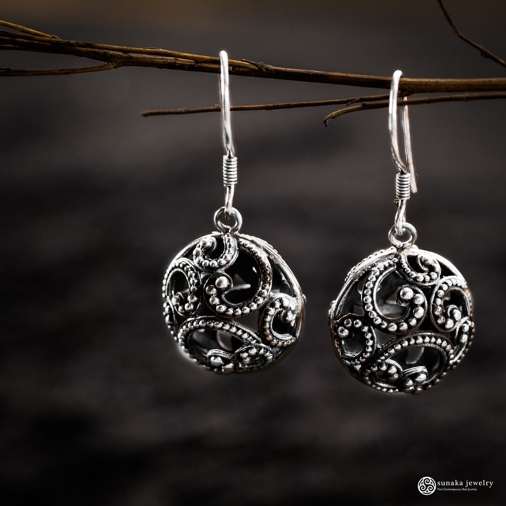 Anting Bulat Besar Perak 925 Koleksi Ombak Segara Sterling Silver