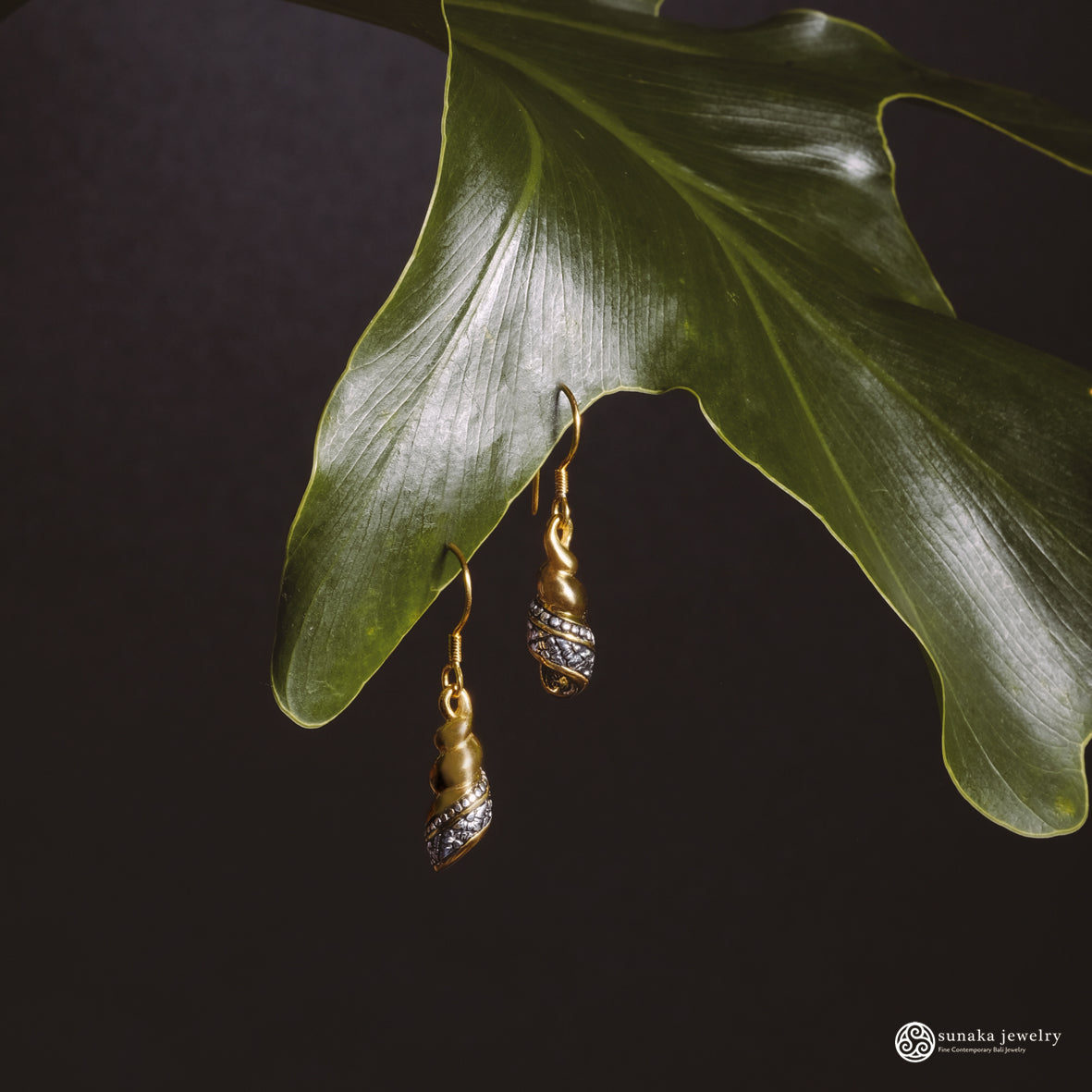 Anting Perak 925  Koleksi Keong Emas Double Drop Earrings