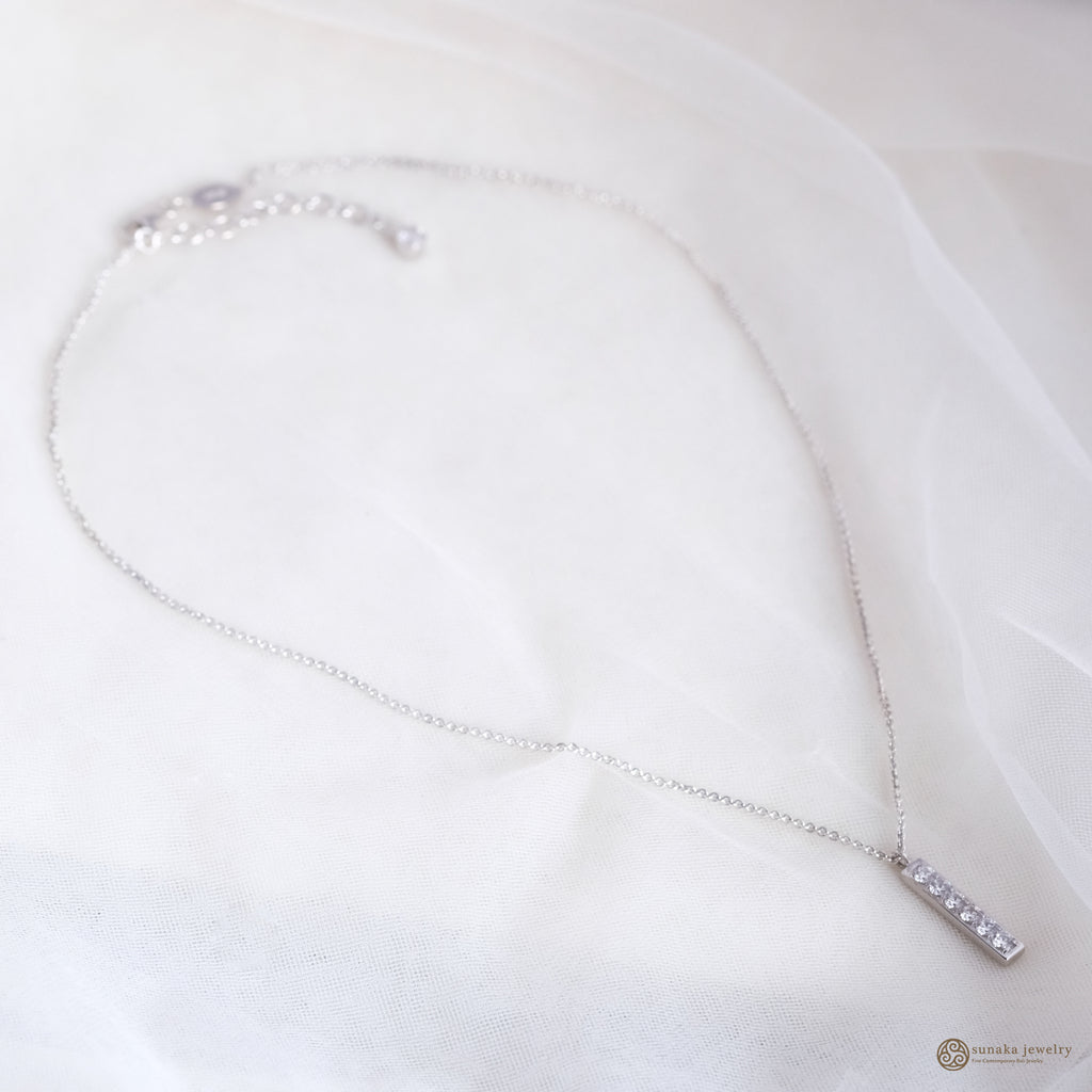 Kalung Perak 925 Koleksi Bar Permata Eternity