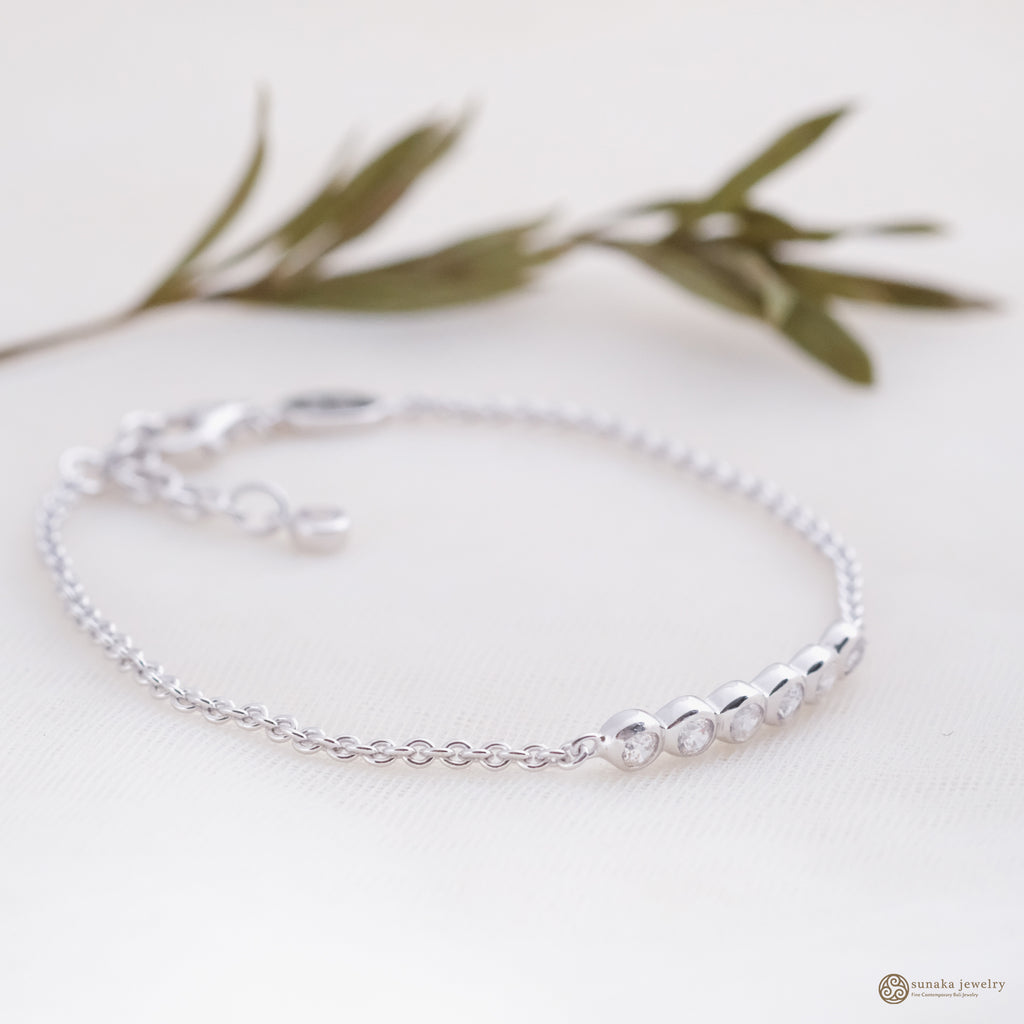 Petite Circle Sterling Silver 925 Bracelet