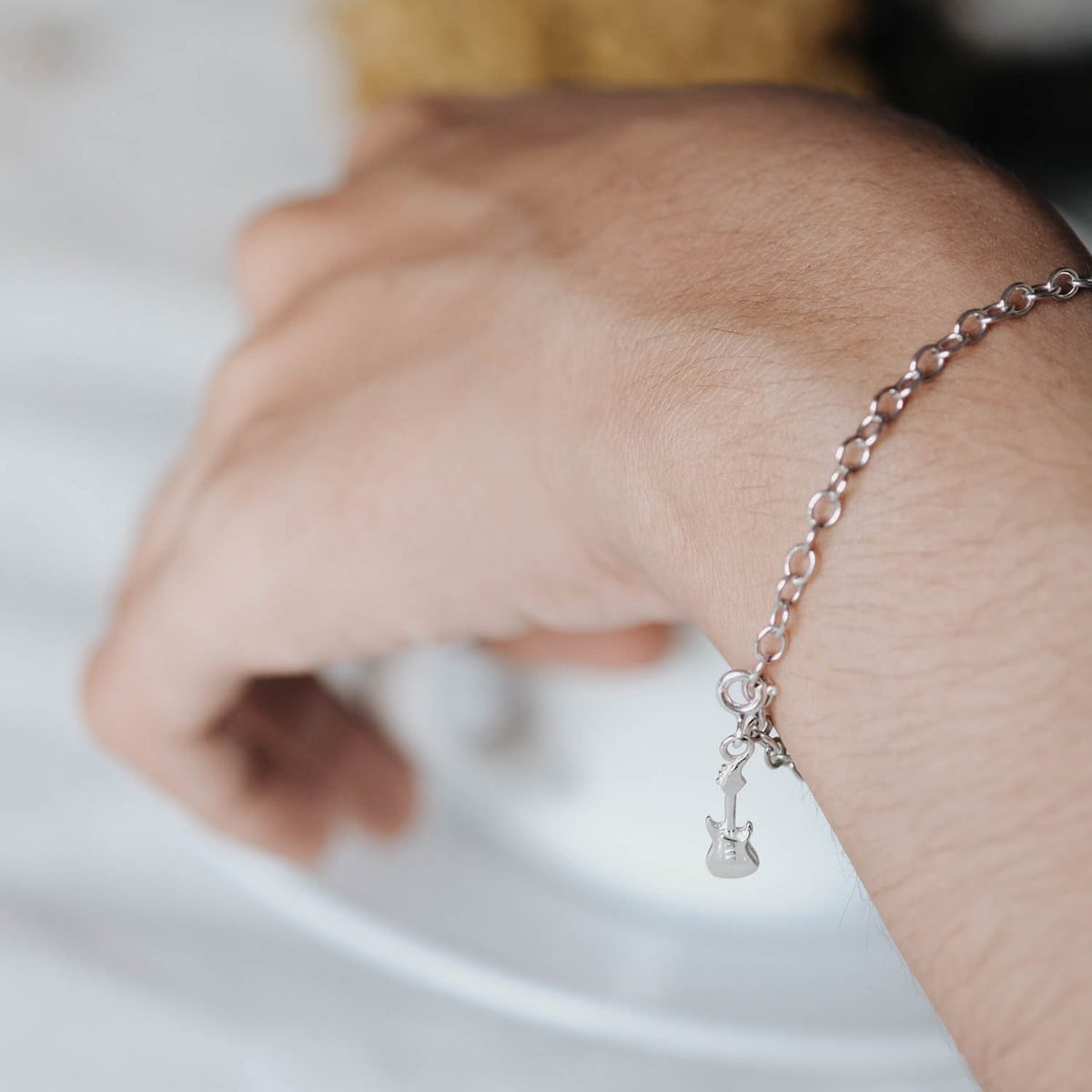 Charm Gitar Perak 925