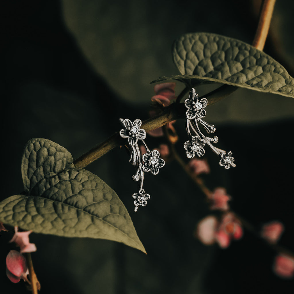 Anting Stud Perak 925 Koleksi Cherry Blossom Sterling Silver