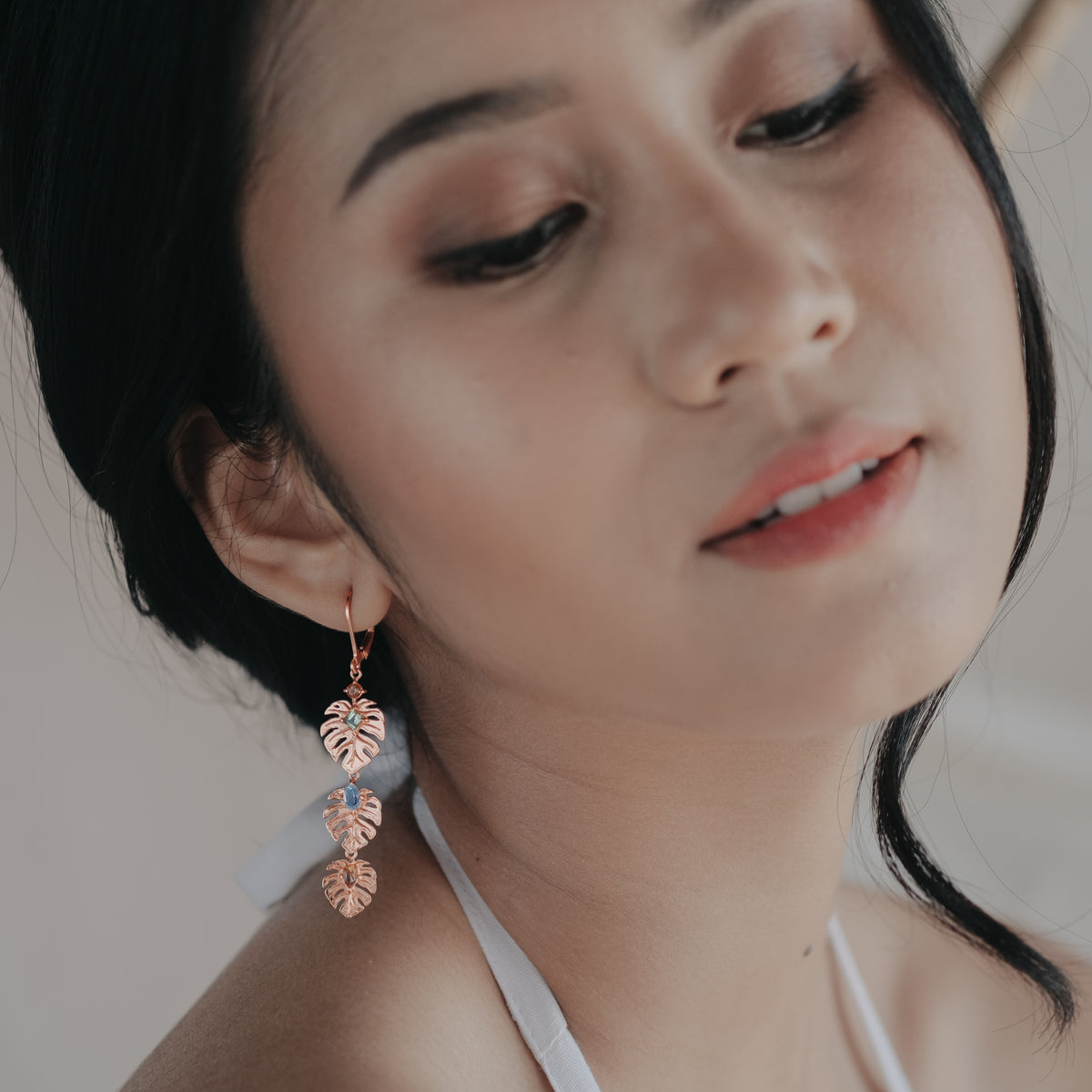 Anting Dangling Perak 925 Monstera Rose Gold Plated