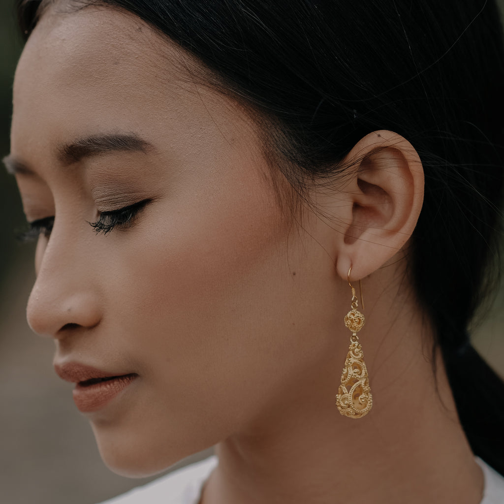 Anting Drop Oval Perak 925 Koleksi Ombak Segara Sterling Silver