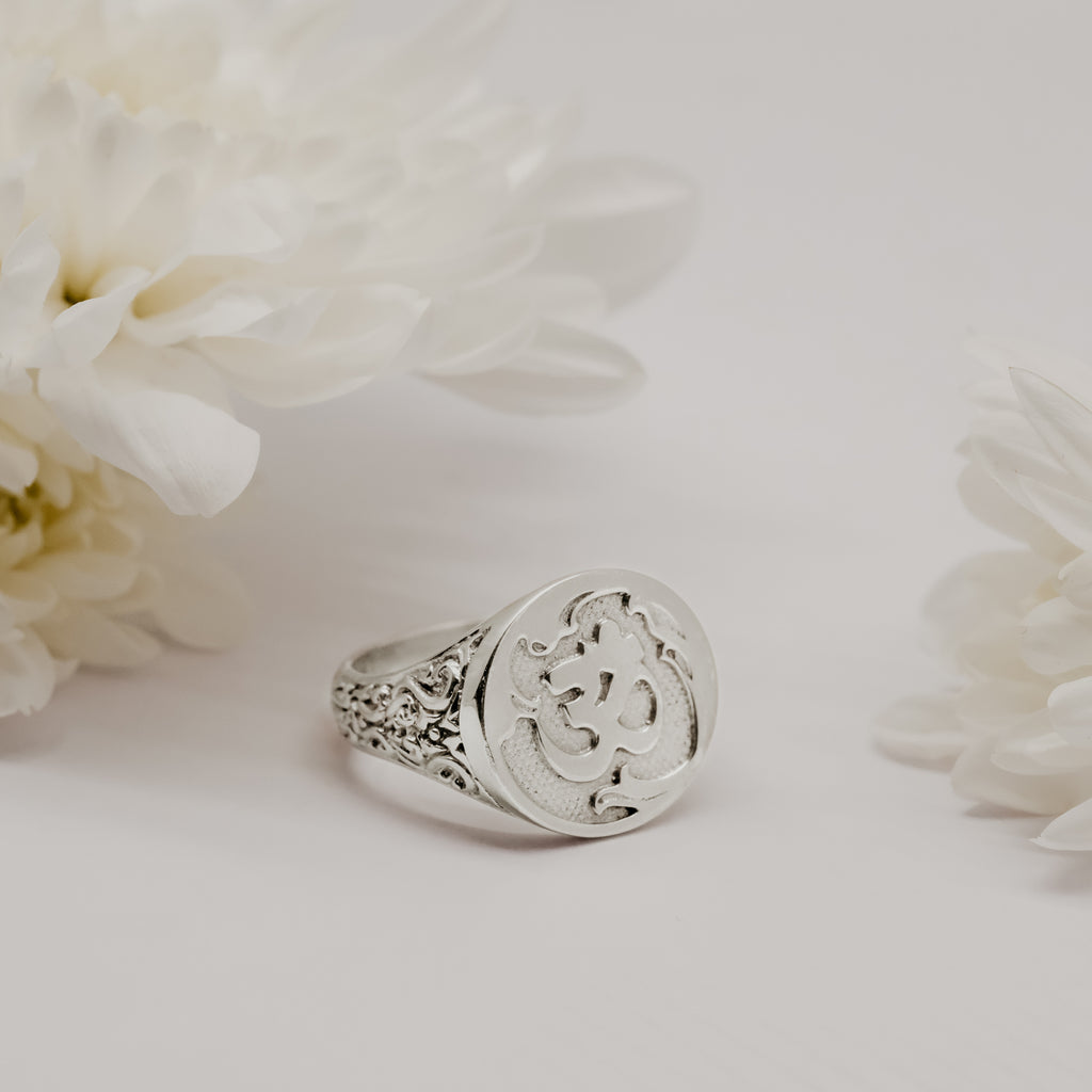 Cincin Signet Perak Koleksi OHM - Ongkara Sterling Silver 925